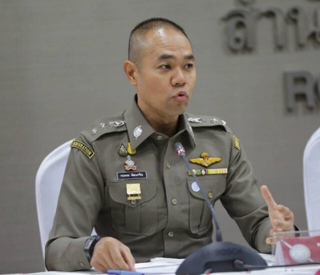 ตร.เร่งเก็บหลักฐาน ดำเนินคดีป้าเลือดร้อน