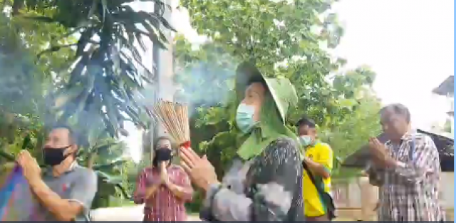 แห่ขอโชค เจ้าพ่อวัวแดง