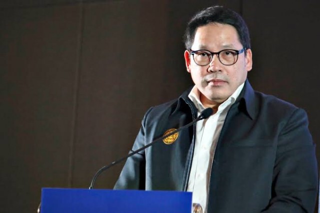 60 ส.ส.-รมต.พลังประชารัฐรวมพลังหนุน "อุตตม" คุมบังเหียนพรรคต่อ