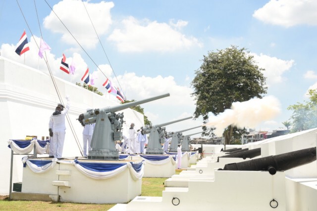 กองทัพเรือ ยิงสลุตหลวง เฉลิมพระเกียรติ สมเด็จพระนางเจ้าสุทิดาฯ