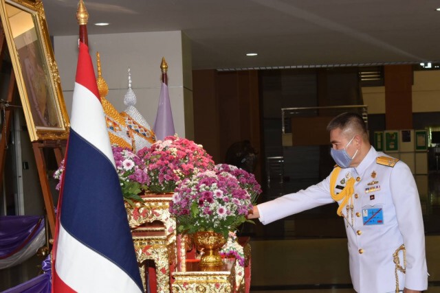 กองทัพเรือ ยิงสลุตหลวง เฉลิมพระเกียรติ สมเด็จพระนางเจ้าสุทิดาฯ