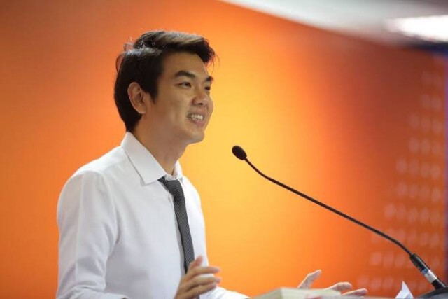 "ปิยบุตร"กะเทาะเปลือก1ปีส.ว.มีไว้สืบอำนาจรัฐ