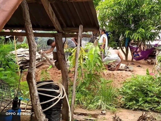 แชร์ว่อนคลิป 3 หนุ่มใหญ่ ชำแหละสุนัขย่างกิน