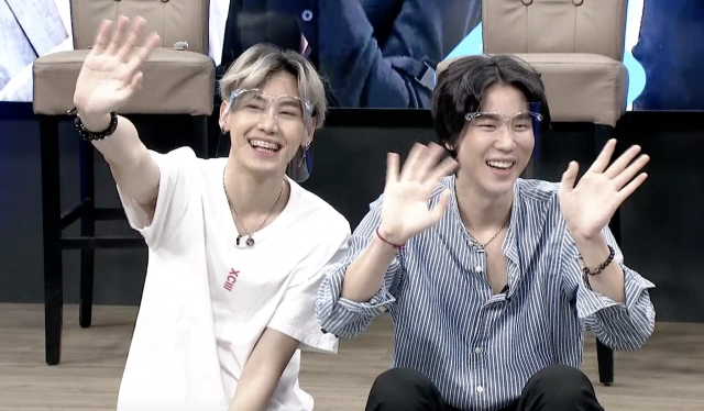 "บุ๋น-เปรม"ฮอตติดเทรนด์ทวิตฯ พร้อมอ้อนแฟนกลับด้อม