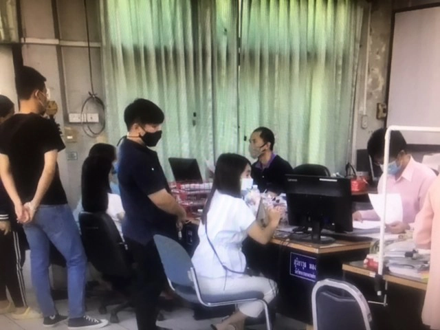 สาวฉันทนาลาคลอดลูกกลับถูกบริษัทเลิกจ้าง ร้องทุกข์แล้ว300คน