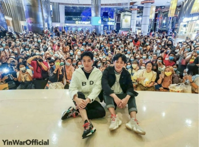 ดราม่าลุกลาม"หยิ่น-วอร์"ส่อแววอาจถูกเรียกพบตำรวจ