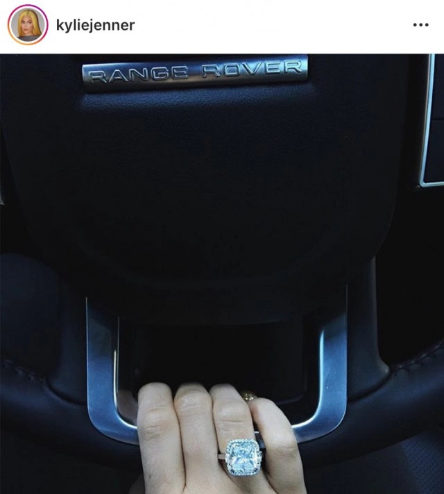 ส่อง ราคา สมบัติ ข้าวของกระจุกกระจิกของ "ตระกูลคาร์เดเชียน"