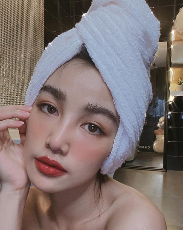 หุ่นแซ่บมาก"กระแต อาร์สยาม" เด้งโชว์บั้นท้าย อวดซิกแพค กับอันเดอร์แวร์ตัวจิ๋ว