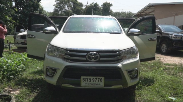 เจ้าของกระบะ 4 ประตู... ติดต่อด่วน! สภ.บุ่งคล้า