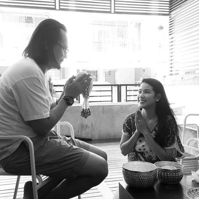 "กบ พิมลรัตน์" เสียใจ มัวแต่รอ ไม่ไปหา "พี่ตั้วไม่รอกบอีกแล้ว"