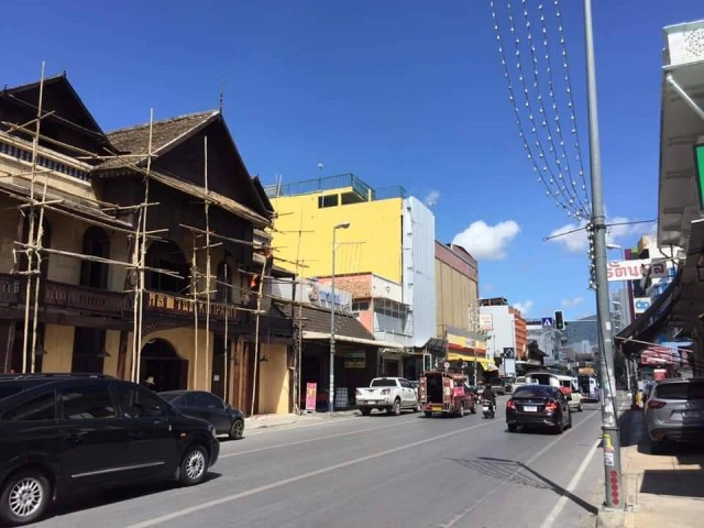 ชาวเชียงใหม่ ค้านสร้างตึก 13 ชั้น ย่านเมืองเก่า