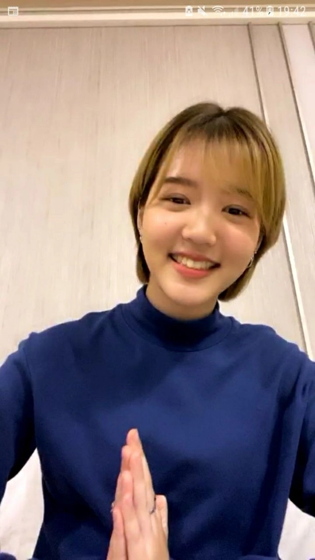 แฟนคลับ ช็อก!! "จูเน่ BNK48" ประกาศจบการศึกษา