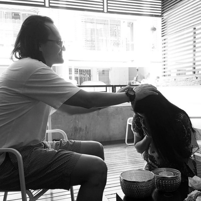 "กบ พิมลรัตน์" เสียใจ มัวแต่รอ ไม่ไปหา "พี่ตั้วไม่รอกบอีกแล้ว"