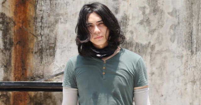 ฮาสนั่นโซเซียลอีกแล้ว "แน็ก ชาลี" โพสต์ขอคืนดีรองเท้าแตะสุดเลิฟ