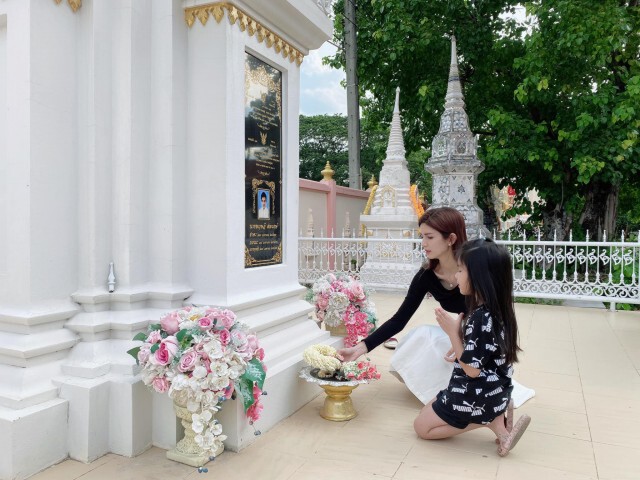 โบว์ แวนด้า พาน้องมะลิ ไปไหว้พ่อ ปอ ยิ้มสดใสไม่ร้องไห้แล้ว
