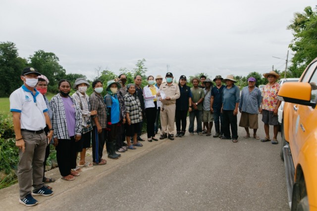 "ส.ส.กุลวดี" ประสานเร่งซ่อมคันคลองส่งน้ำ หลังท่วมนาข้าว