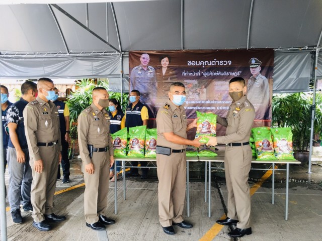 "บิ๊กแป๊ะ" ขอบคุณตำรวจ ร่วมสู้วิกฤติโควิด19