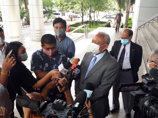 "สุเทพ" เผย "หม่อมเต่า" อาจอึดอัด ปัดขัดแย้งไม่ลงรอย