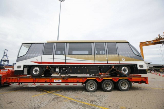 'รถไฟฟ้าสายสีทอง' ขบวนแรกมาถึงไทยแล้ว!!