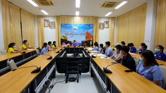 พยาบาลร่ำไห้ ถาม "หมอหนู" เป็นลูกจ้าง 10 ปี ทำไมไม่ได้บรรจุ?