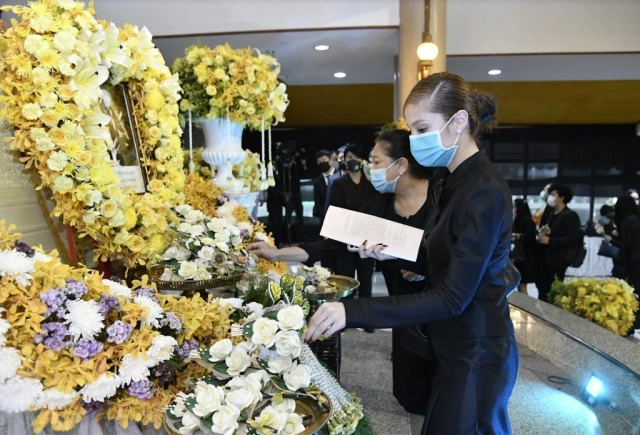 ร่วมส่ง "ตั้ว ศรัณยู" สู่ฟ้า... รวมภาพพิธีพระราชทานเพลิงศพ