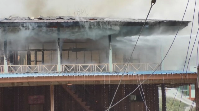ไฟไหม้อาคารเรียน โรงเรียนอนุบาลดำรงราชานุสรณ์ รับเปิดเทอม