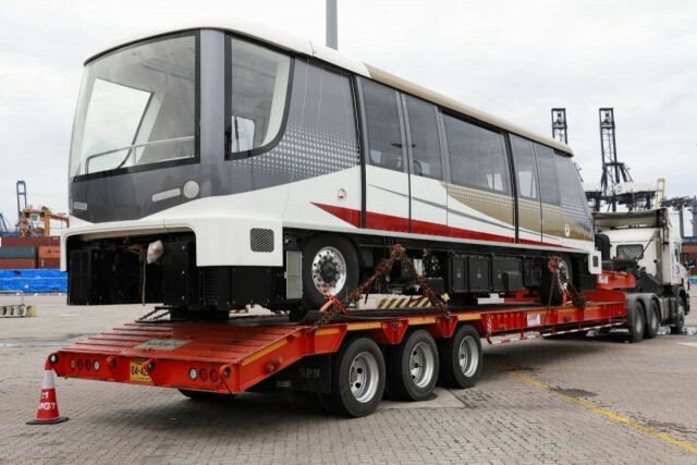 'รถไฟฟ้าสายสีทอง' ขบวนแรกมาถึงไทยแล้ว!!