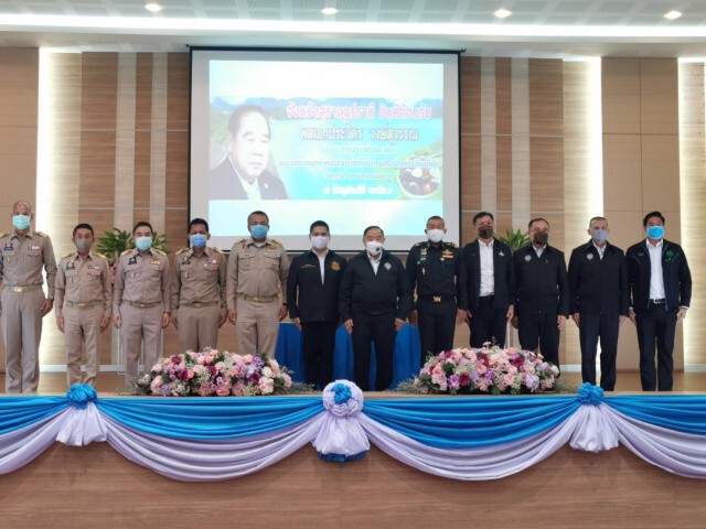 "บิ๊กป้อม"ลงพื้นที่สุราษฎร์ลุยดันราคาปาล์ม
