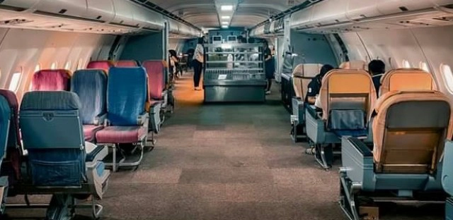 "คาเฟ่- Airbus 330" Coffee War