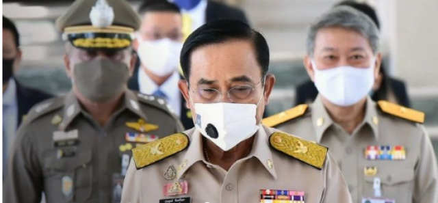 "บิ๊กตู่" ลั่นแรง ยืนยันยังไม่ปรับครม. "พูดไปแล้ว หูตึงหรือไง"