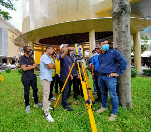 ทางหลวงชนบทใช้กล้อง TOTAL STATION ยกระดับการปฏิบัติงาน