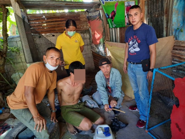 รวบ 2 พ่อค้ายาเสพติดพร้อมอาวุธปืนเพียบ