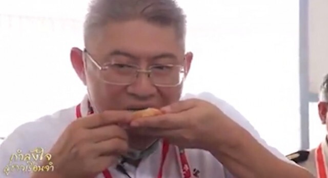 "สรยุทธ" เรียนทำปาท่องโก๋ 100 ล้าน! ของโปรด ในเรือนจำ (มีคลิป)