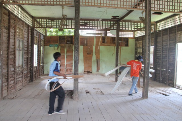 ผู้ว่าฯ สั่งบูรณะ "ที่ว่าการอ.บางกระทุ่ม" อายุ 85 ปี
