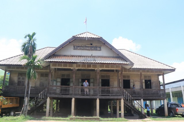ผู้ว่าฯ สั่งบูรณะ "ที่ว่าการอ.บางกระทุ่ม" อายุ 85 ปี