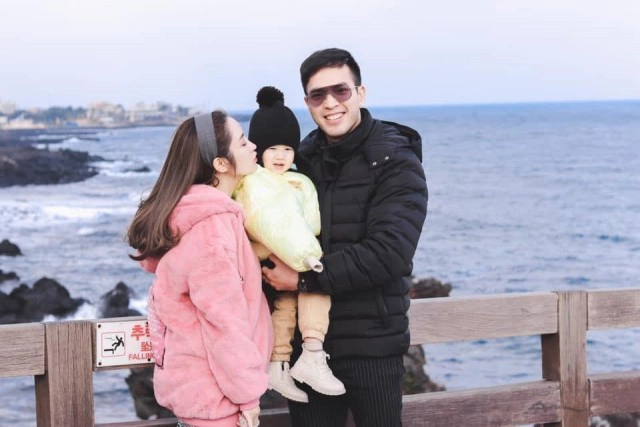 รักร้าว? ภรรยา "บอย โชคชัย" โพสต์เดือดฉะสามี อยู่เพราะลูก