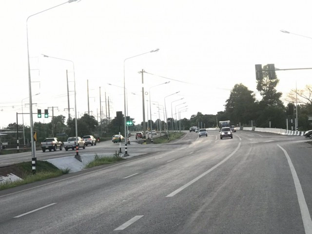 ทางหลวงขยายถนนเมืองร้อยเอ็ดแก้จราจรติดขัด