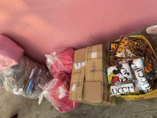 ปอศ.บุกจับไลฟ์สด ยึดแบรนด์เนมปลอม  มูลค่า 1.5 ล้าน