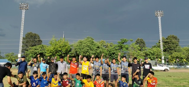 "เกาะลอย สเตเดียม" พลังศรัทธาเพื่อฟุตบอลปราจีนฯ