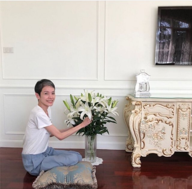 เปิดภาพล่าสุด ‘นิ้ง กุลสตรี’ เผยรอยยิ้มอันสดใส แม้ซูบผอมแต่ใจสู้