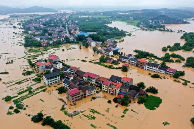 ฝนถล่ม"จีน" น้ำท่วมหนัก15มณฑล