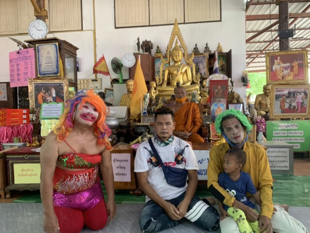 เล่นตลกแก้บนไอ้ไข่วัดโปรยฝน หลังจากบนให้ลูกน้องหายป่วย