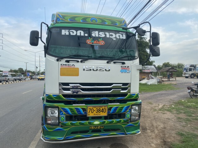 สลด! รถพ่วงถอยทับร่าง "พ.ต.ท." ดับ