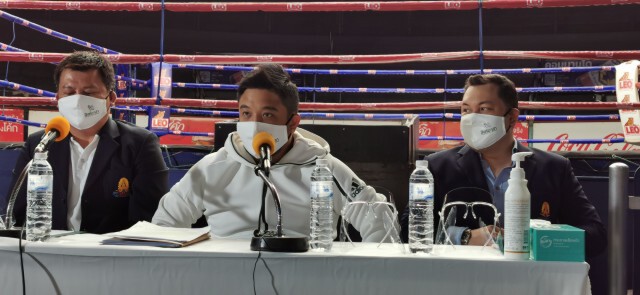 "ราชดำเนิน"แถลงหย่าศึก" เพชรยินดี"