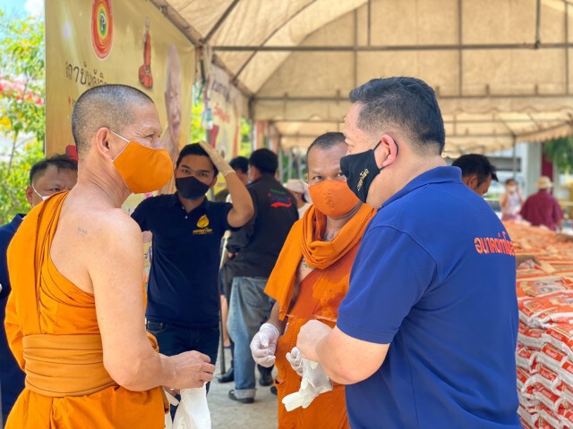 ปิดโรงทานวัดคุณหญิงส้มจีน ช่วยประชาชนพ้นวิกฤตโควิด-19
