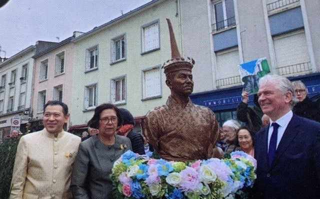 รูปปั้นโกษาปาน ที่ฝรั่งเศส โดนขโมยหายไป 1 คืน