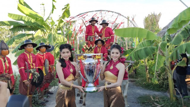 สาวกเดอะค็อป แก้บนเทพกล้วยหงส์