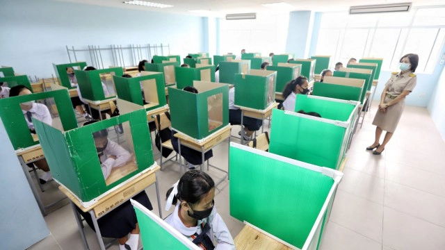 เปิดเทอมวันแรกแบบ New Normal โรงเรียนสามโคก