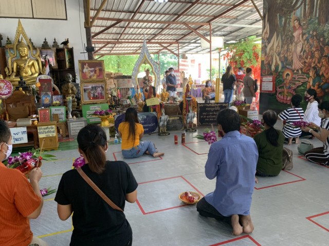 ประชาชนแห่ขอโชคลาภ ไอ้ไข่วัดโปรยฝนคลอง 11 คึกคัก