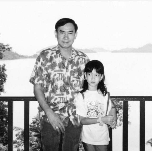 ‘แต้ว ณฐพร’ โพสต์ภาพจับมือคุณพ่อ บอกลาครั้งสุดท้าย